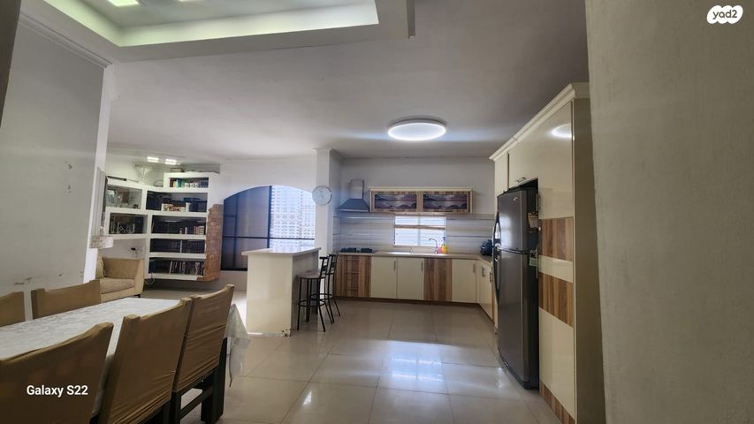 דירה, י.ל. פרץ, אברמסקי, קרית אתא