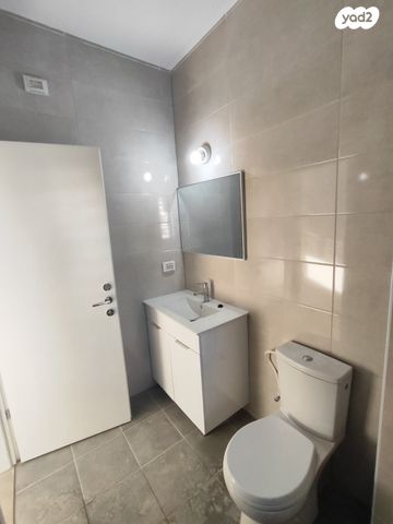 גג/ פנטהאוז, כרמי גת, קרית גת