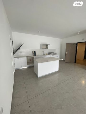 דירת גן, עיר היין, אשקלון