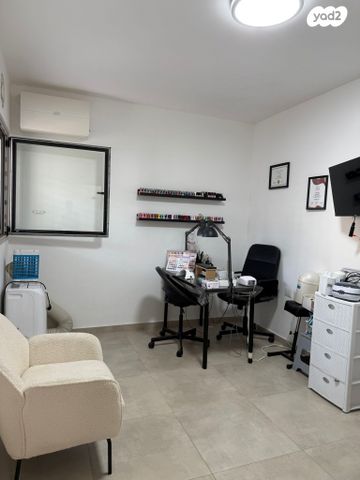 דירה, שבט אפרים, אחיסמך, לוד