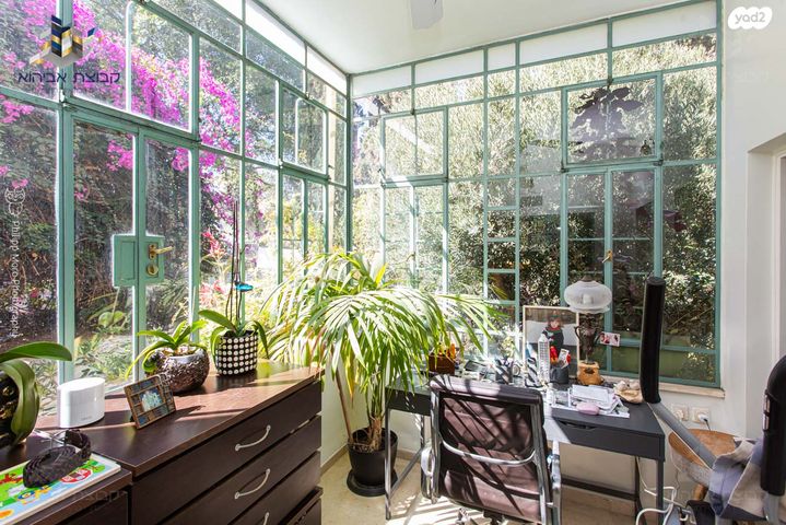 דירת גן, חיפה