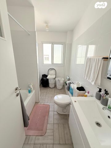 טריפלקס, שדרות השיטה, קרית מנחם, אופקים