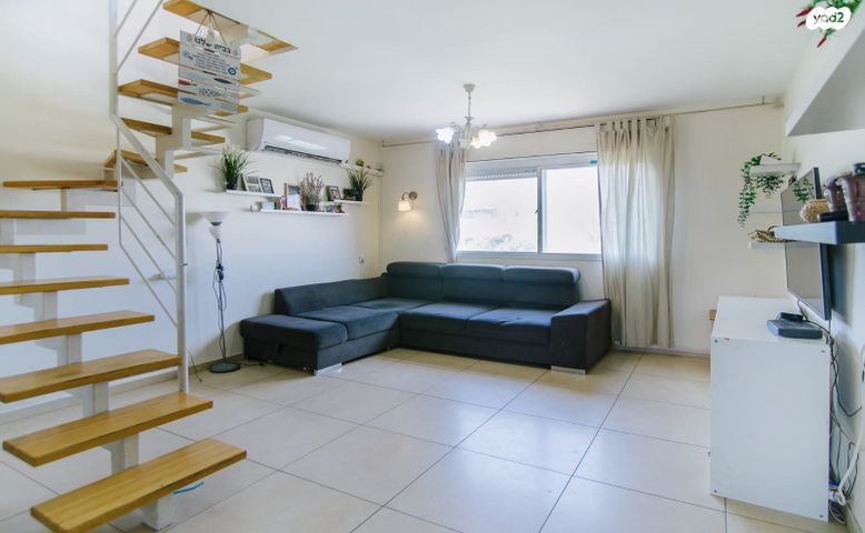 דופלקס, דרך הציונות, גבעת הסלעים, ראש העין