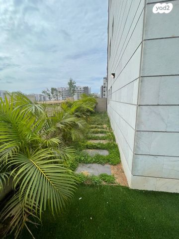 דירת גן, עיר היין, אשקלון