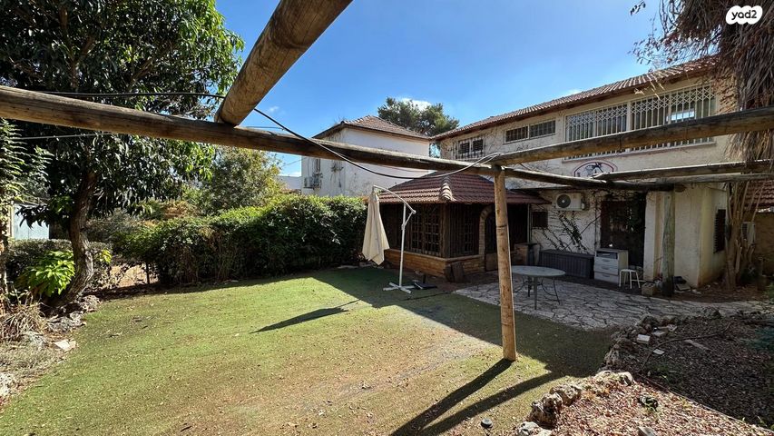 בית פרטי/ קוטג', נווה מגן, רמת השרון