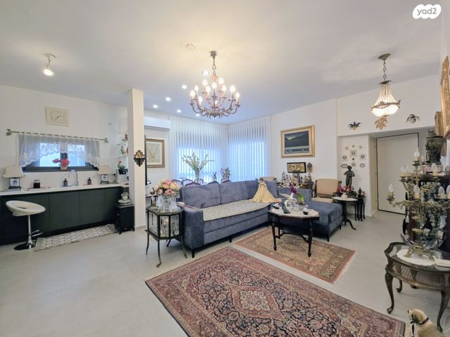 דירה, בר אילן 35, נווה דוד רמז, רעננה