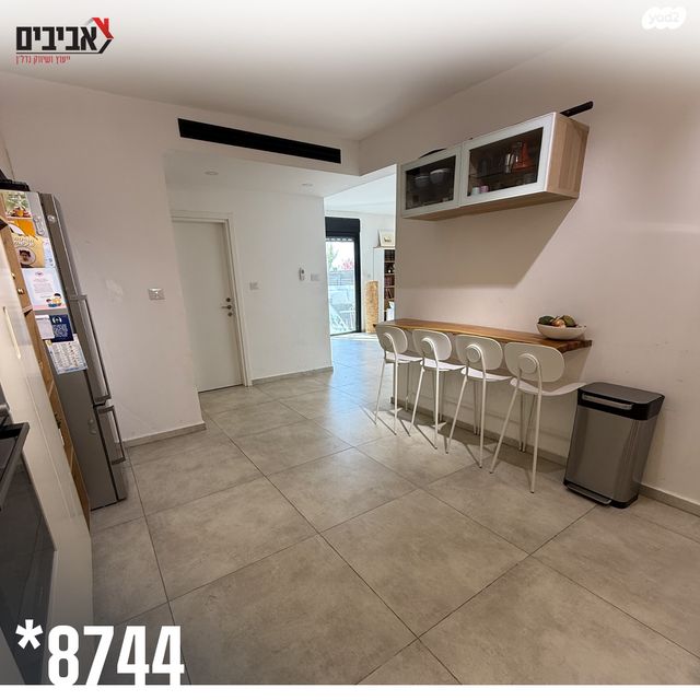 גג/ פנטהאוז, שדרות