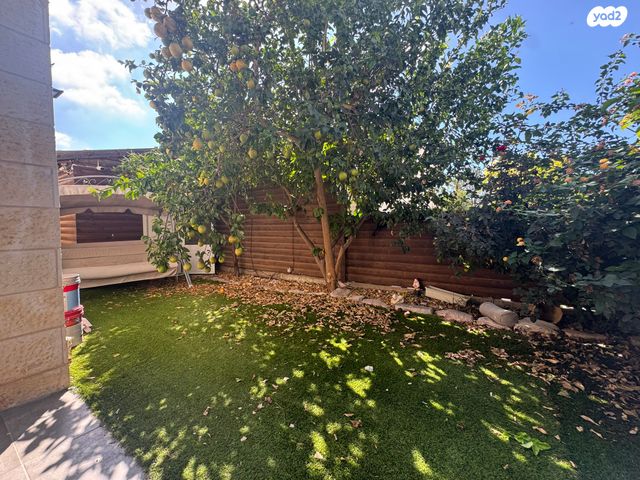 דו משפחתי, סחלב, מורד ההר, שלומי