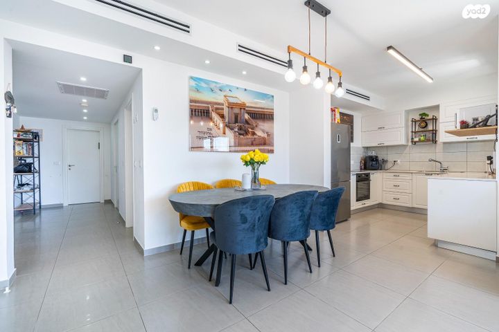 דירה, אילות השדה, אור ים, אור עקיבא