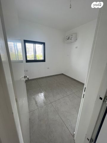 דירת גן, עיר היין, אשקלון