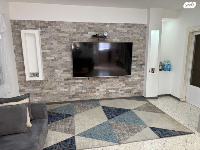 דירת גן, אביר יעקב, גבעת כצנלסון, נהריה