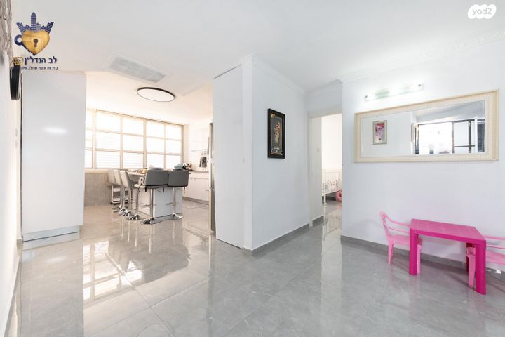 דירה, ברנר 5, לב העיר, בת ים