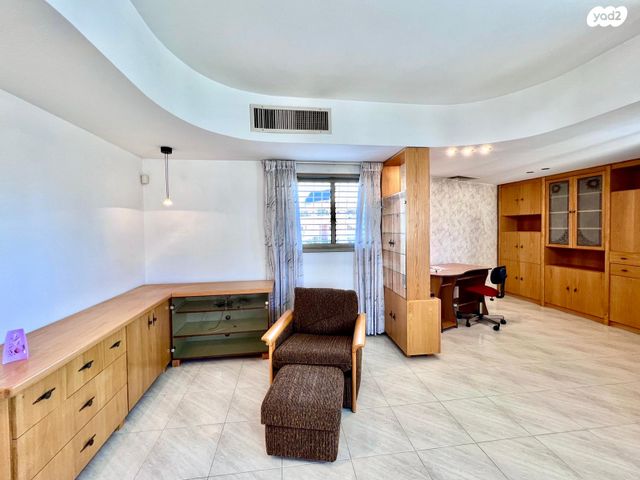 גג/ פנטהאוז, סמילנסקי 63, מרכז העיר דרום, נתניה