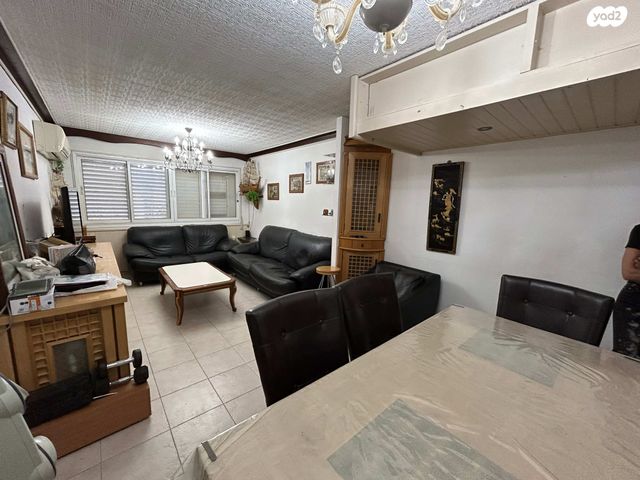 זלמן שניאור 