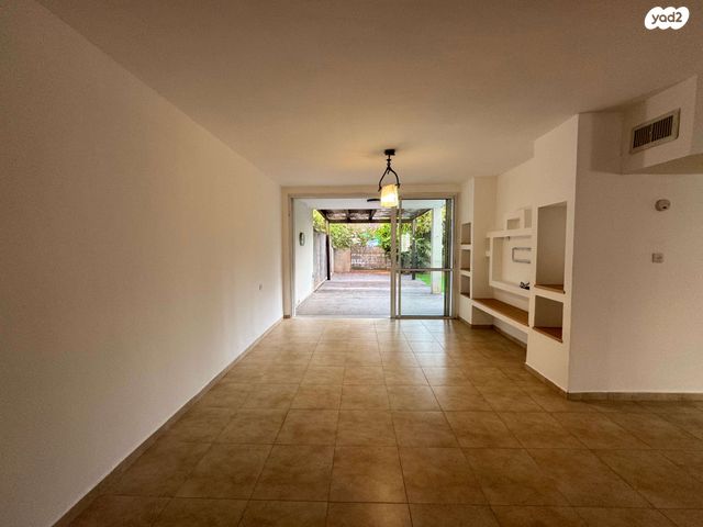 דירה, רבקה גובר, לב הפארק, רעננה