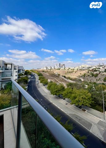 דירה, הציפורים, מודיעין מכבים רעות