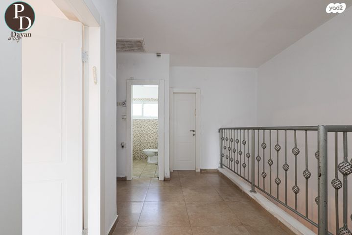 דו משפחתי, כפר יונה