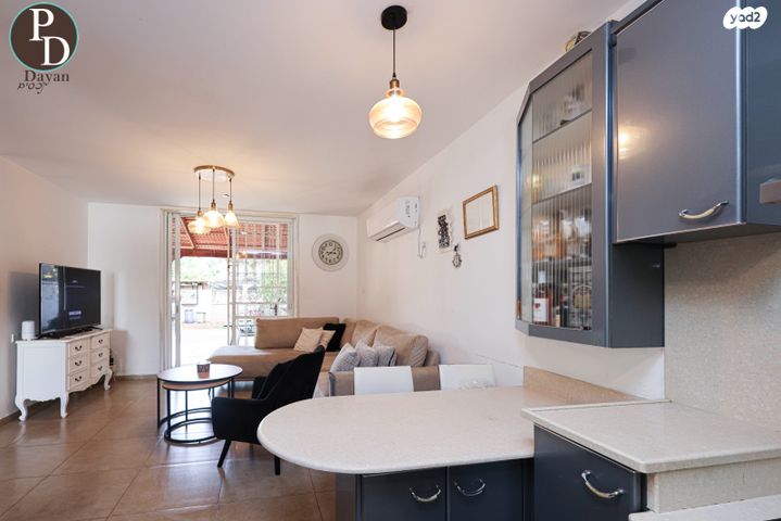 דו משפחתי, כפר יונה