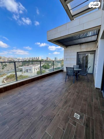 דירה, הציפורים, מודיעין מכבים רעות