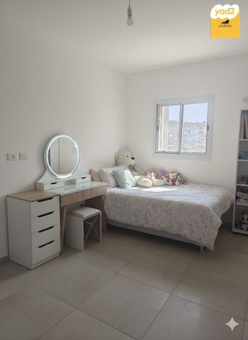 דירה, הערבה, גבעת טל, אלפי מנשה