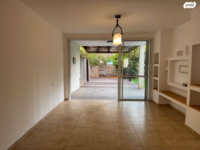 דירה, רבקה גובר, לב הפארק, רעננה