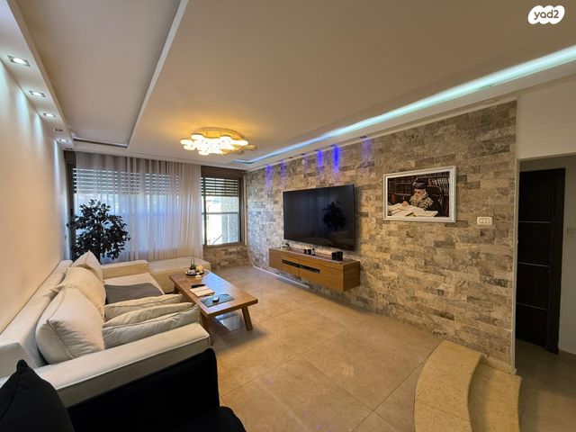 גג/ פנטהאוז, קרית חיים מזרחית, חיפה