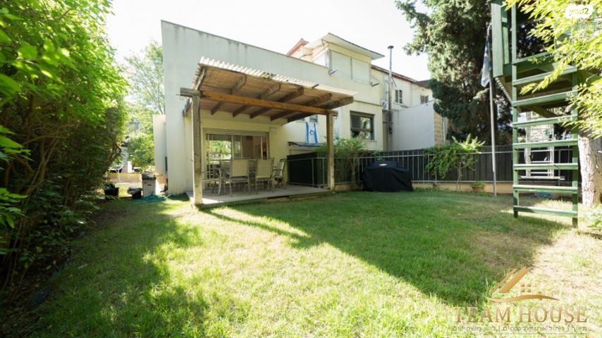 א.ד. גורדון 25