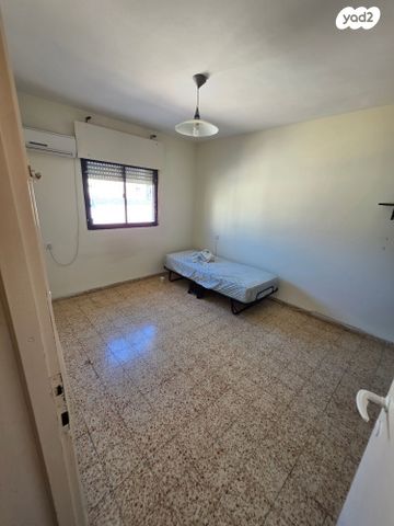 דירה, שלום עליכם, אברמסקי, קרית אתא