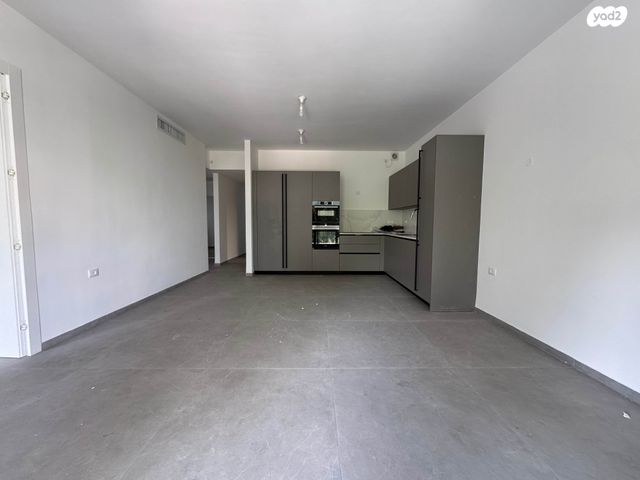 דירה, שדרות סמאטס 17, הצפון החדש - צפון, תל אביב יפו