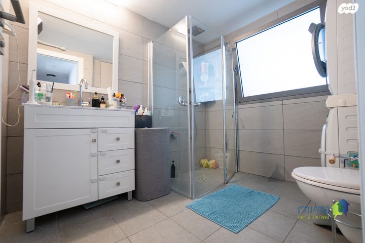 דירה, המעגל, פועלי הרכבת, גבעתיים