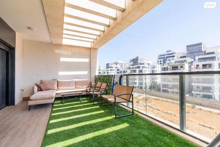 דירה, השולמית, אור ים, אור עקיבא