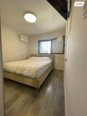 דירה, גבעת התחמושת 14, קרית שרת מערב, חולון