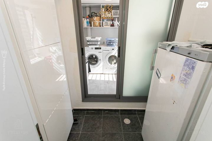 דירה, עתלית