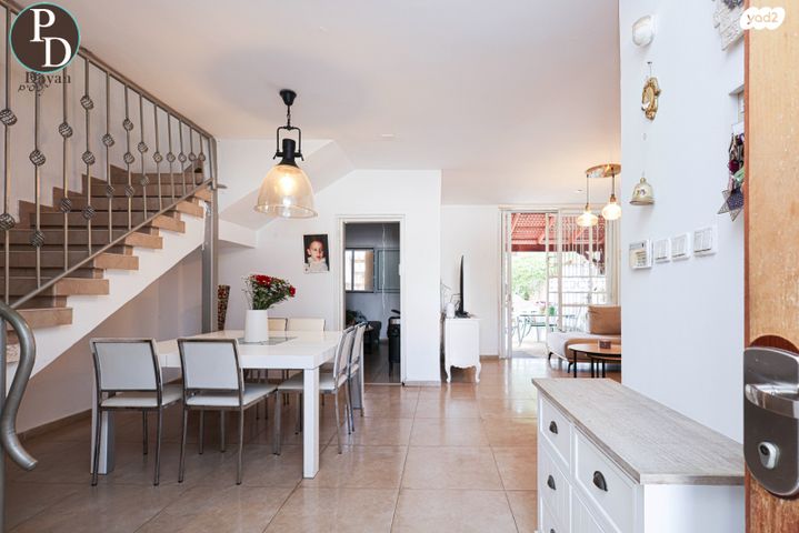 דו משפחתי, כפר יונה