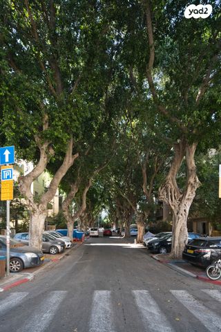 גג/ פנטהאוז, אמיל זולא 7, הצפון הישן - דרום, תל אביב יפו