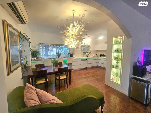 בית פרטי/ קוטג', אוסישקין, מרכז, הרצליה