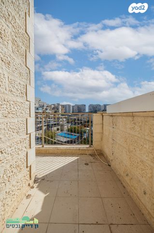 דירה, שמחת כהן, חומת שמואל, הר חומה, ירושלים