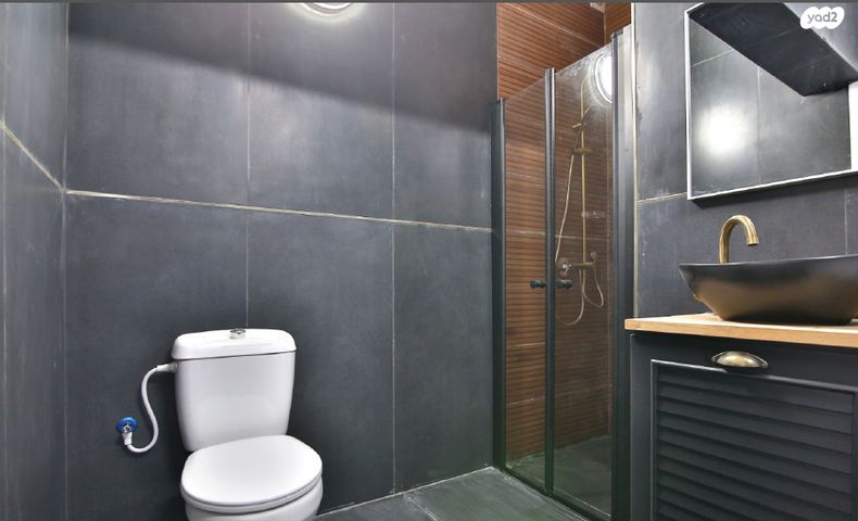 דירה, מורדי הגטאות, מרכז העיר, קרית אתא