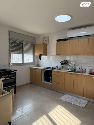 דירה, שבט אפרים, אחיסמך, לוד