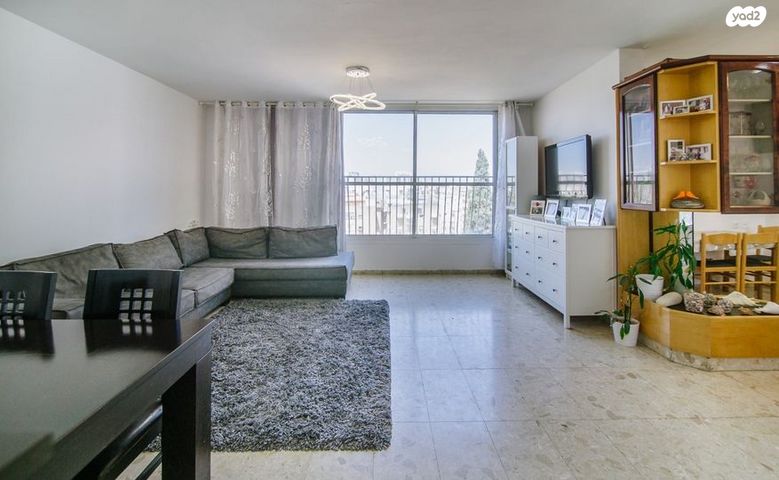 גג/ פנטהאוז, המגינים, עין גנים, פתח תקווה