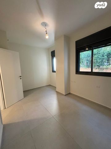 דירת גן, תל אביב יפו