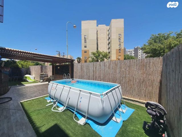 דירת גן, יעקב פיכמן, נווה זאב, נאות אילן, באר שבע