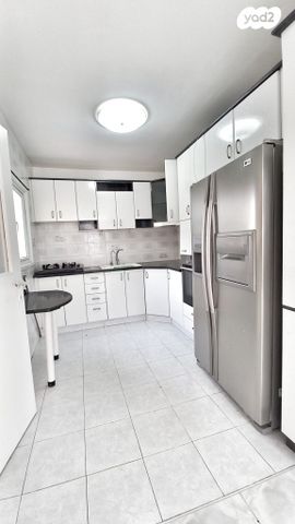 דירה, רוטשילד 123, רמז, מערב ותיק, ראשון לציון