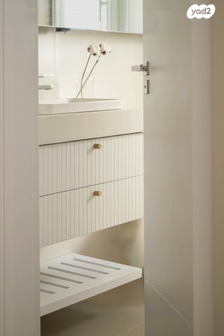 דירת גן, גני תקווה