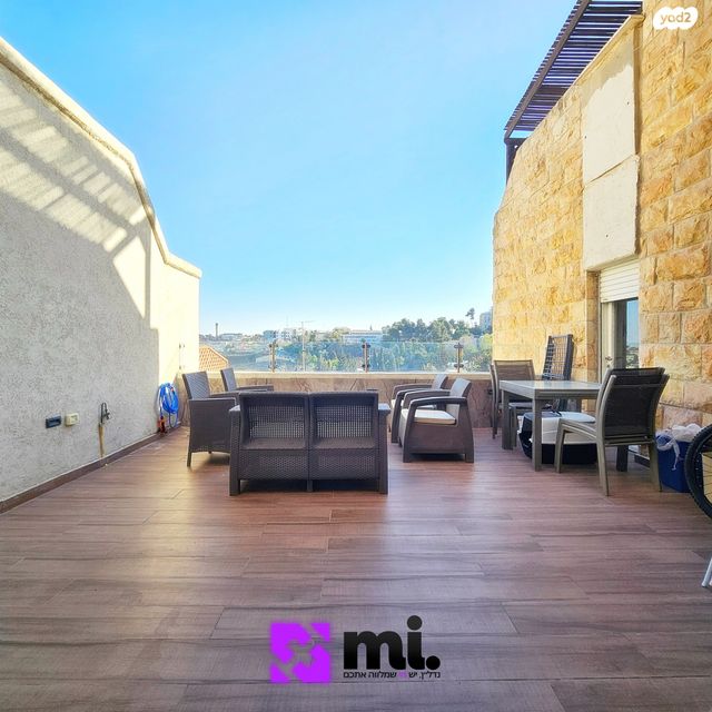 דירה, מבוא פלי"ם 64, הגבעה הצרפתית, גבעת שפירא, ירושלים