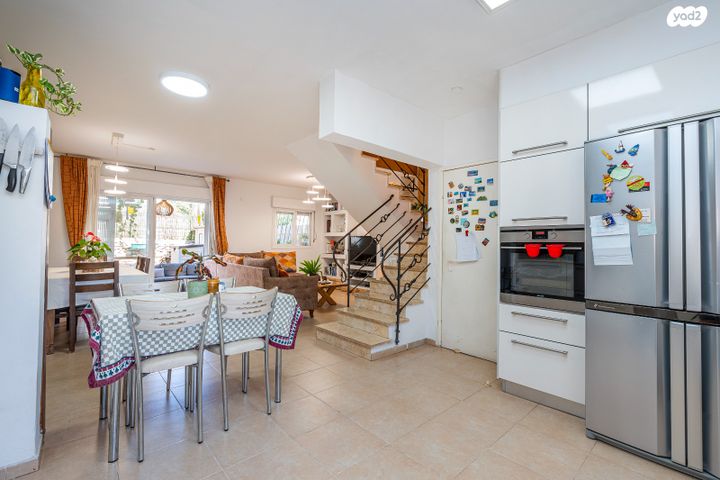 בית פרטי/ קוטג', ניצני השרון, פרדס חנה כרכור