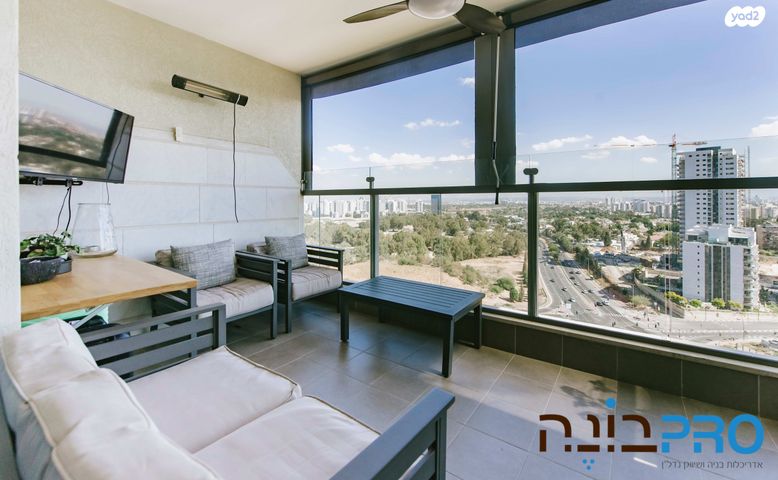 דירה, חיים חפר, הרקפות, ראשון לציון