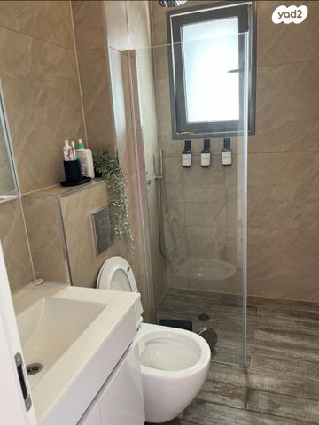 דירה, שדרות בפארק, שדרות