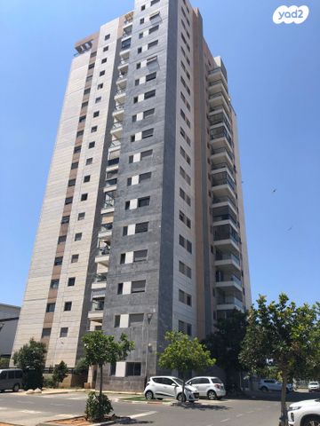 דירה, המגדל הלבן, שאר העיר, רמלה