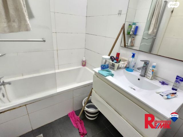 דירת גן, ליאון בלום 27, מרכז, קרית עבודה, חולון